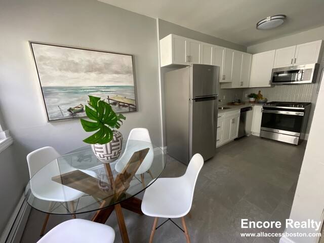 Apartment for rent at 233 Lafayette St #14, Dunstable, MA 01827