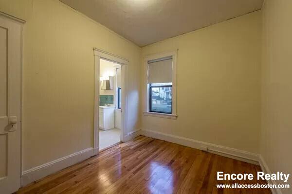 Apartment for rent at 24 Hamilton Rd #7, Brookline, MA 02446