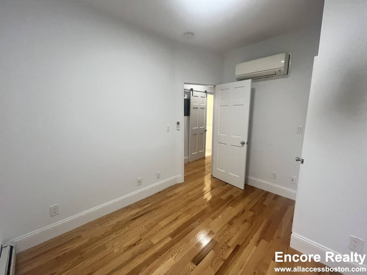 Apartment for rent at 51 Joy St #7T, Boston, MA 02114
