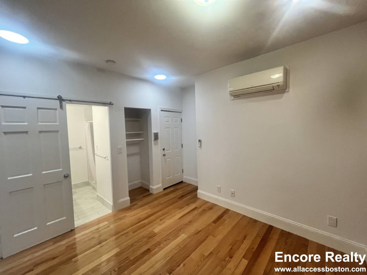 Apartment for rent at 51 Joy St #7T, Boston, MA 02114