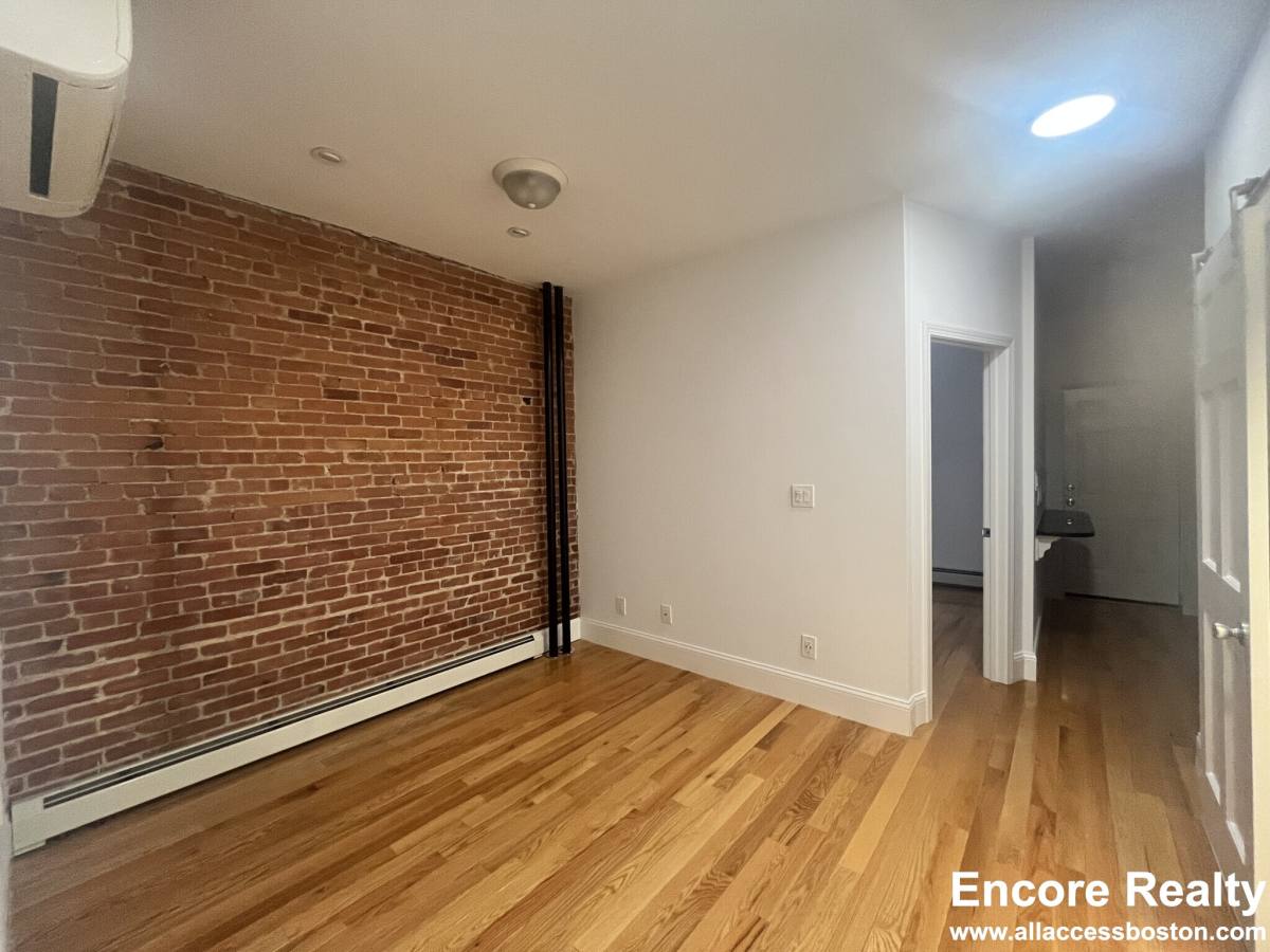 Apartment for rent at 51 Joy St #7T, Boston, MA 02114