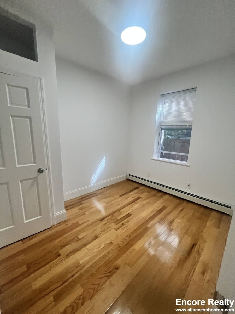 Apartment for rent at 51 Joy St #7T, Boston, MA 02114