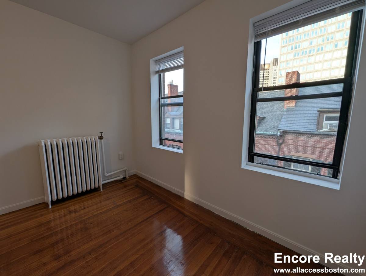 Apartment for rent at 31 Temple St #10H, Boston, MA 02114