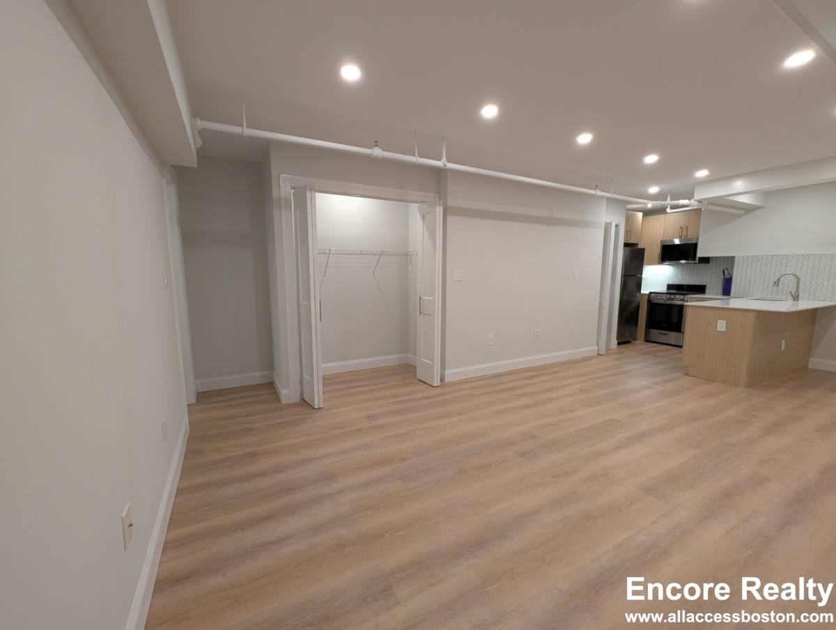 Apartment for rent at 2 Joy St #D, Boston, MA 02108