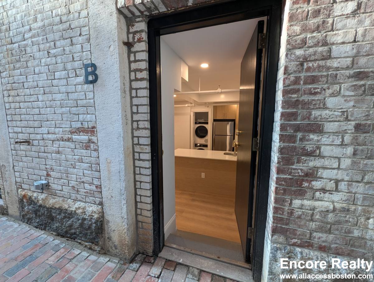 Apartment for rent at 2 Joy St #D, Boston, MA 02108