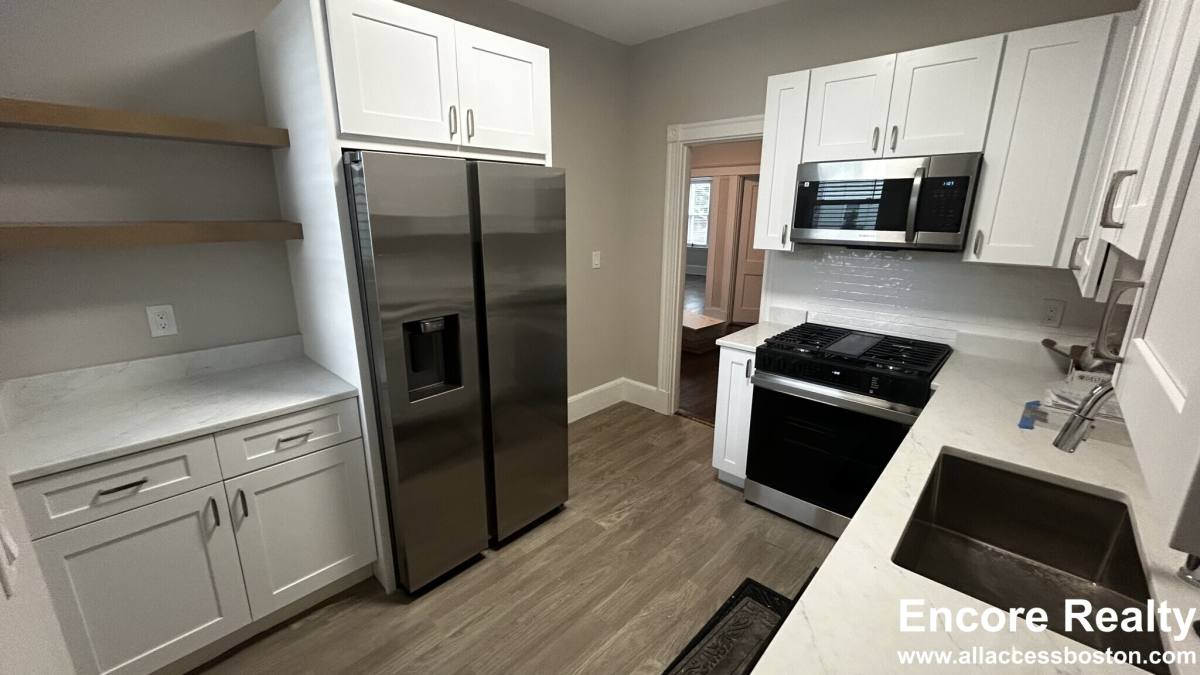 Apartment for rent at 6 Radcliffe Rd #7, Allston, MA 02134