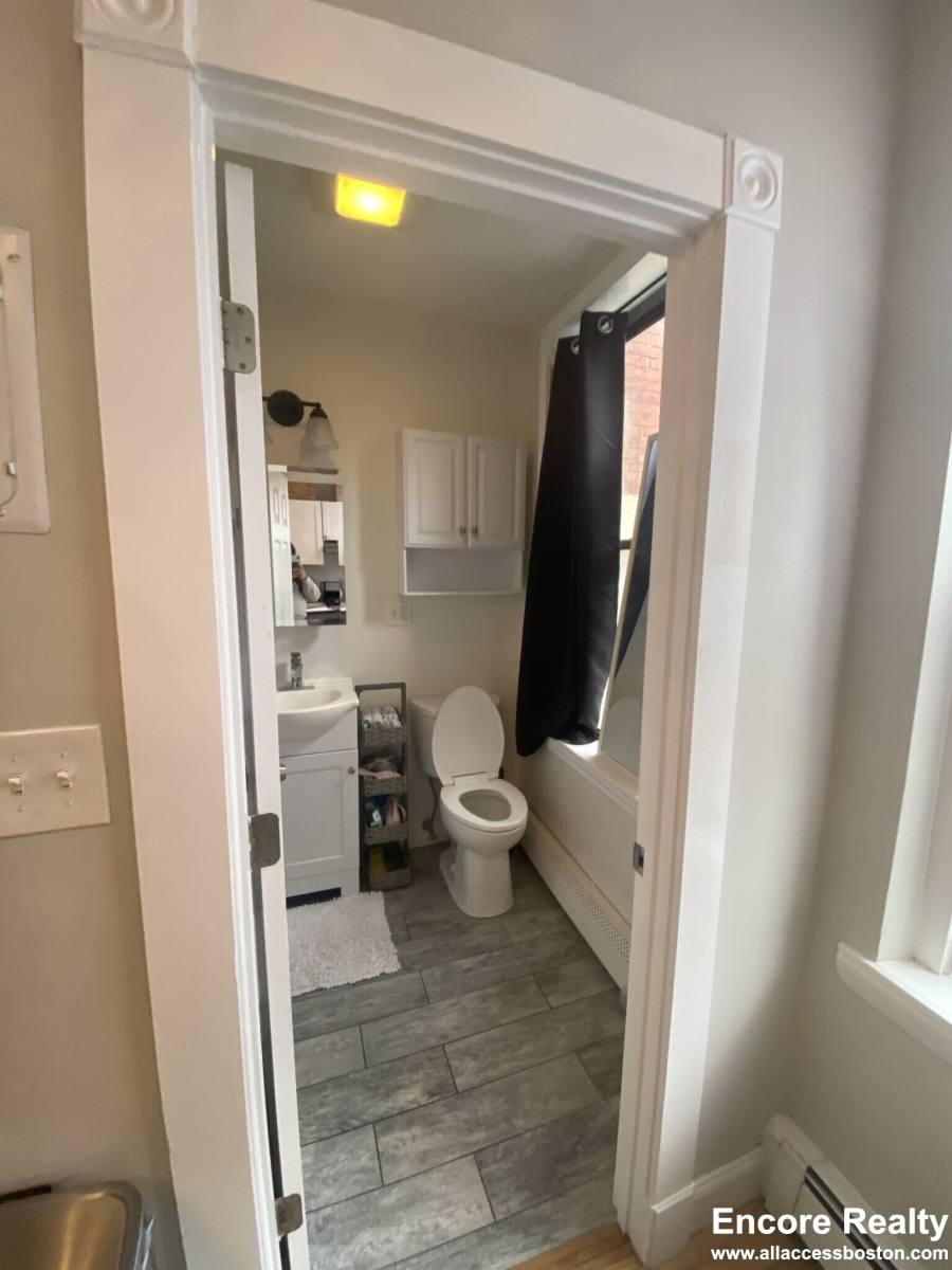 Apartment for rent at 21 Sheafe St #13, Boston, MA 02113
