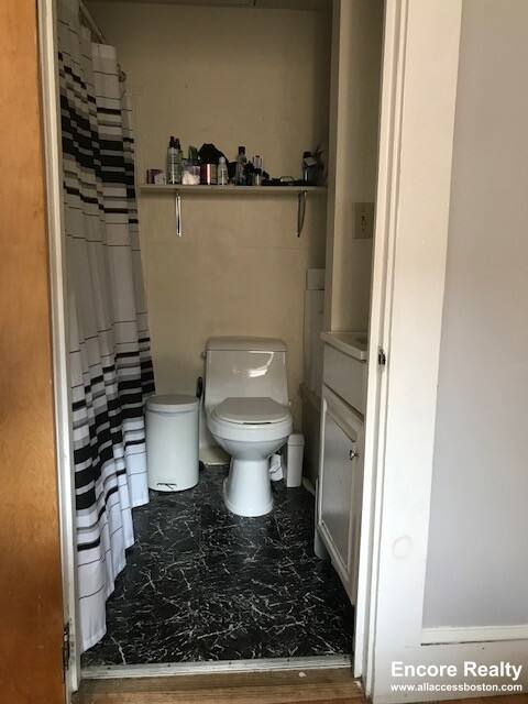 Apartment for rent at 4 Watson St #8T, Cambridge, MA 02139