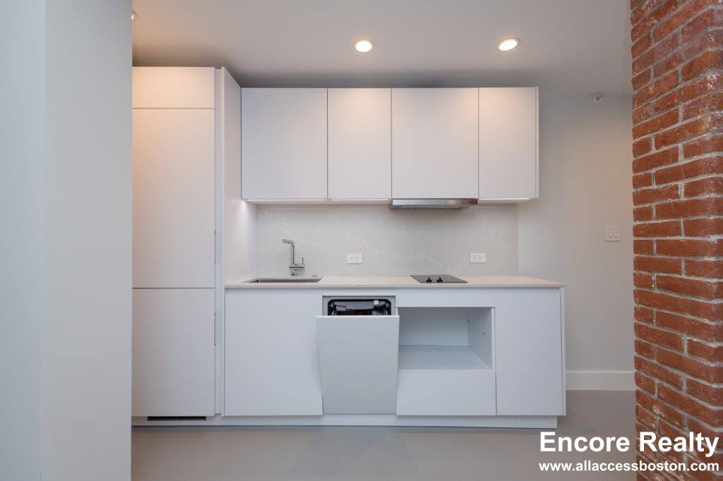 Apartment for rent at 461 Massachusetts Ave #D, Boston, MA 02116