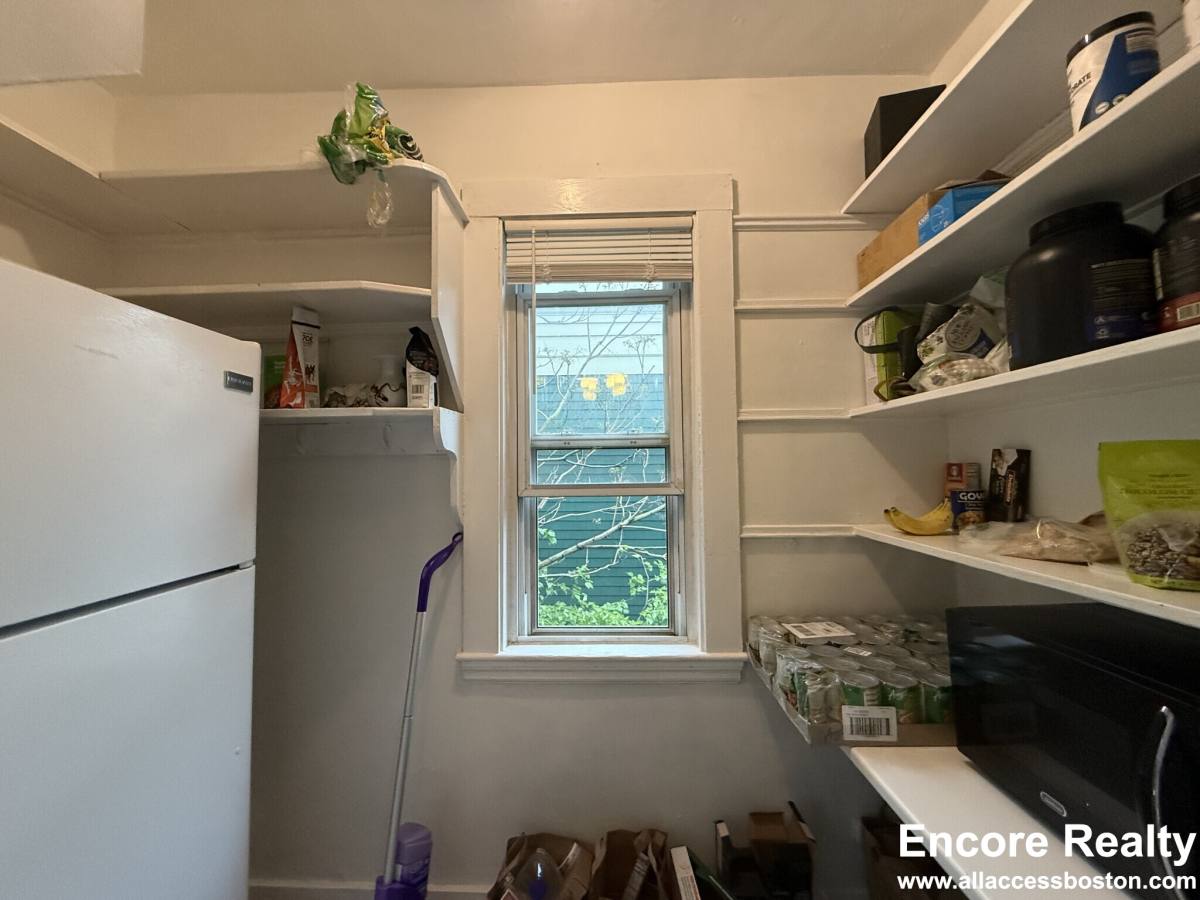 Apartment for rent at 39 Turner St #9, Brighton, MA 02135
