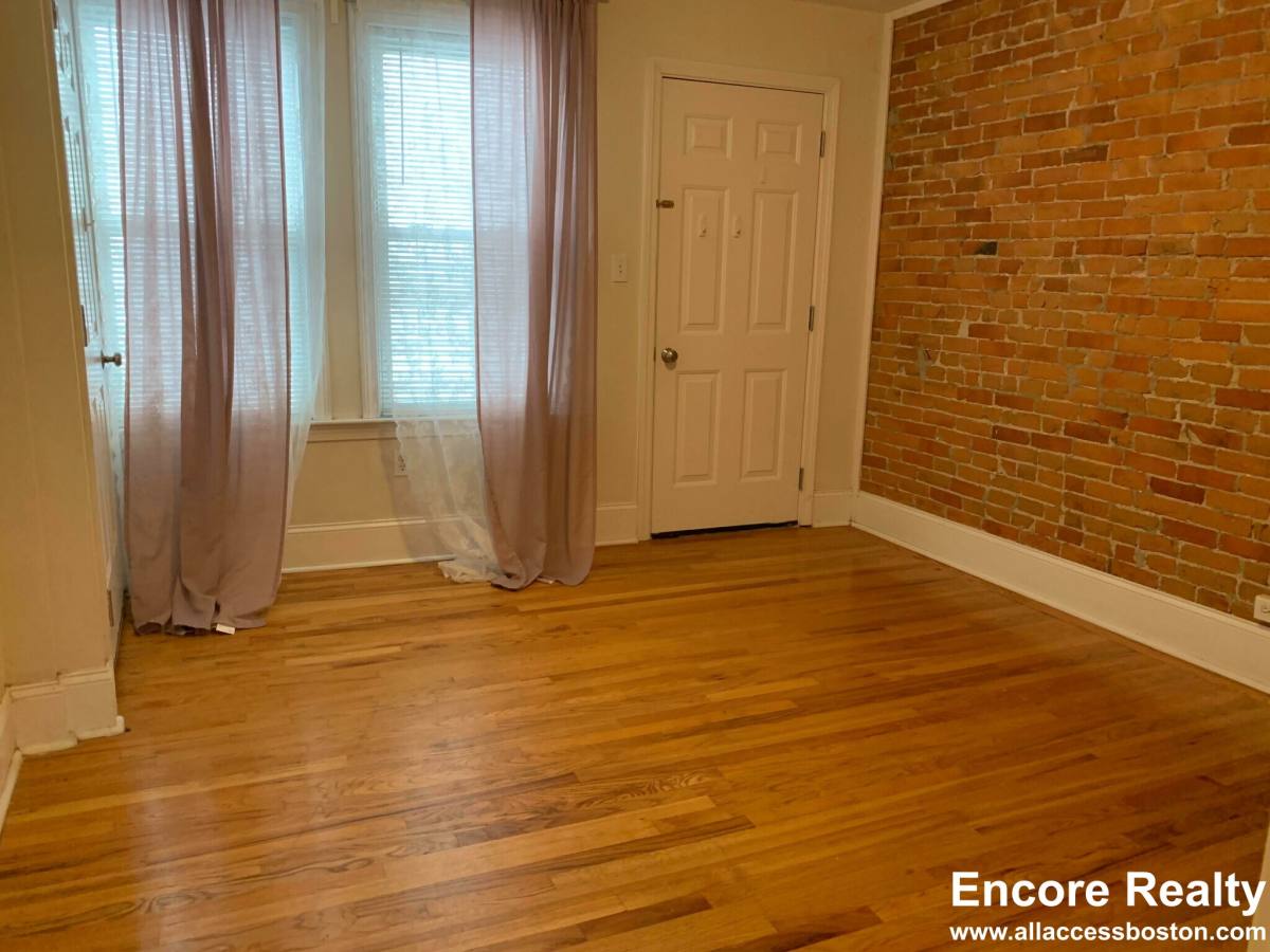 Apartment for rent at 23 Aspinwall Ave #10, Brookline, MA 02446