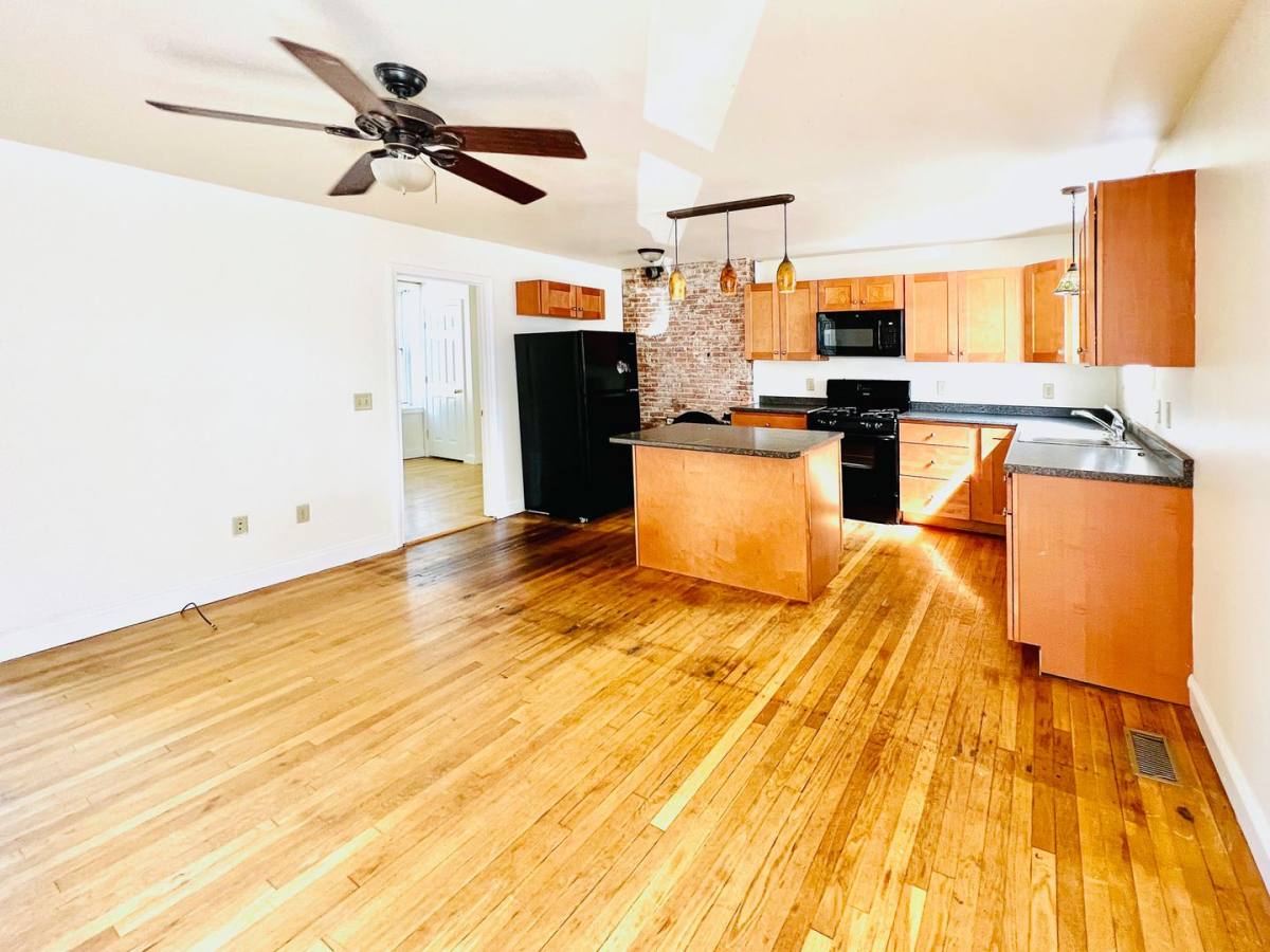 Apartment for rent at 46 King St, Burlington, VT 05401
