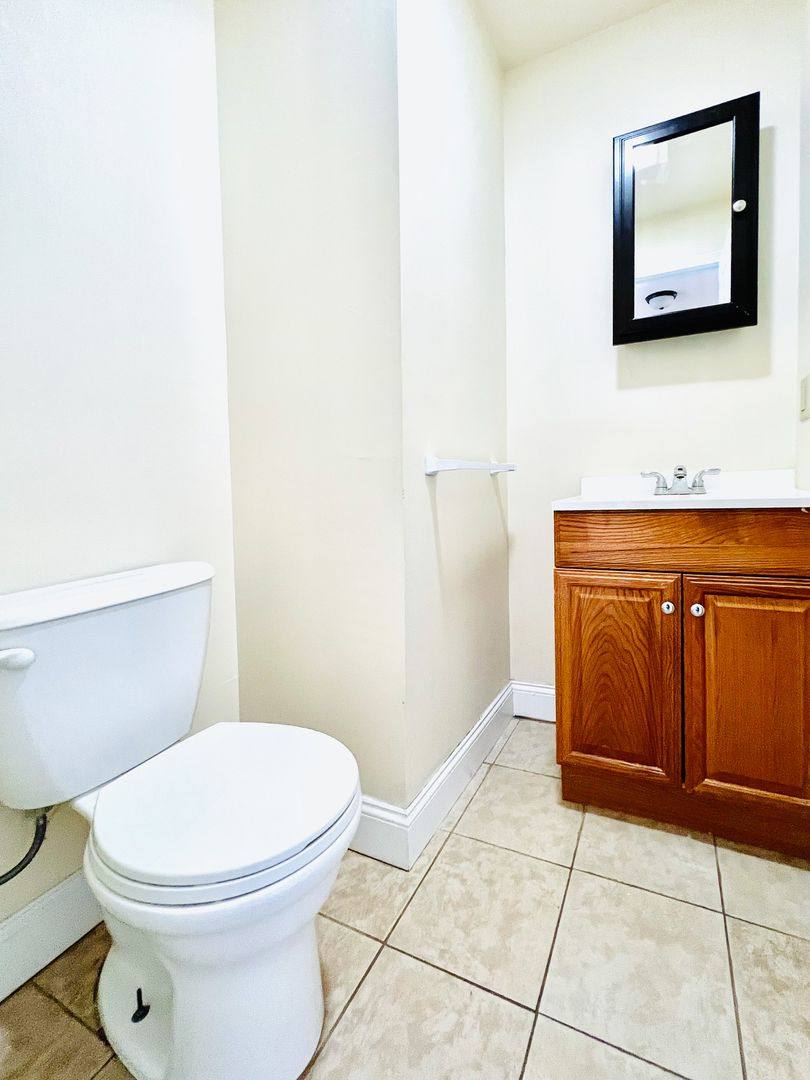 Apartment for rent at 46 King St, Burlington, VT 05401