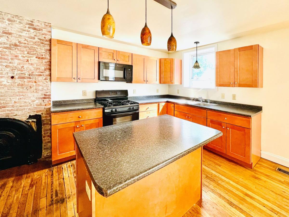 Apartment for rent at 46 King St, Burlington, VT 05401