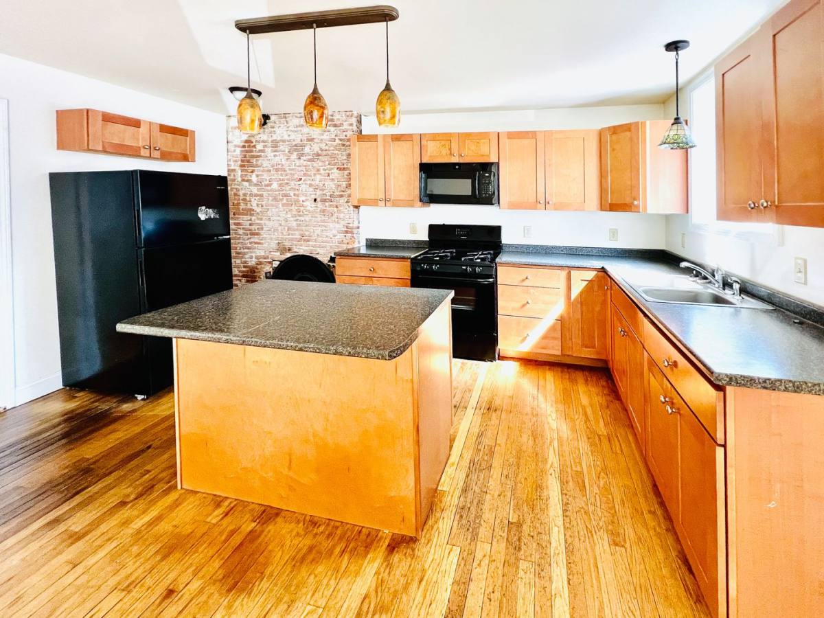 Apartment for rent at 46 King St, Burlington, VT 05401