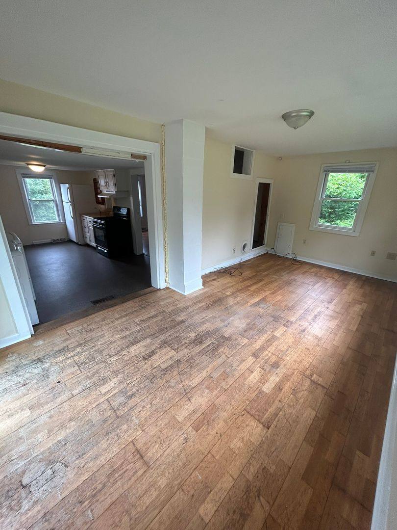 Apartment for rent at 79 Chase St, Burlington, VT 05401
