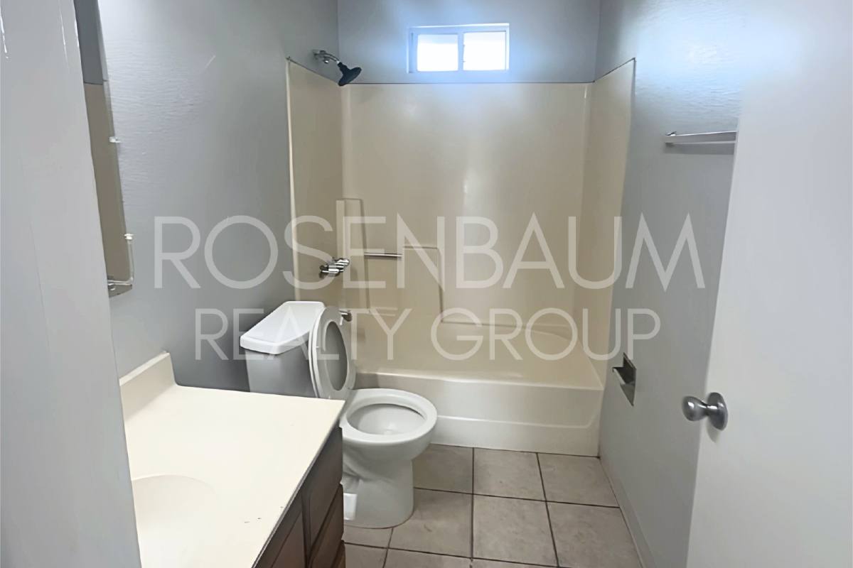 Apartment for rent at 555 W Rio Salado Parkway #202, Mesa, AZ 85201