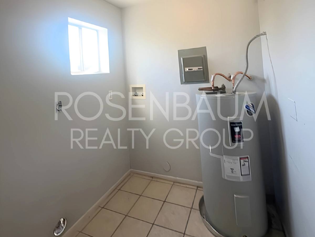Apartment for rent at 555 W Rio Salado Parkway #202, Mesa, AZ 85201
