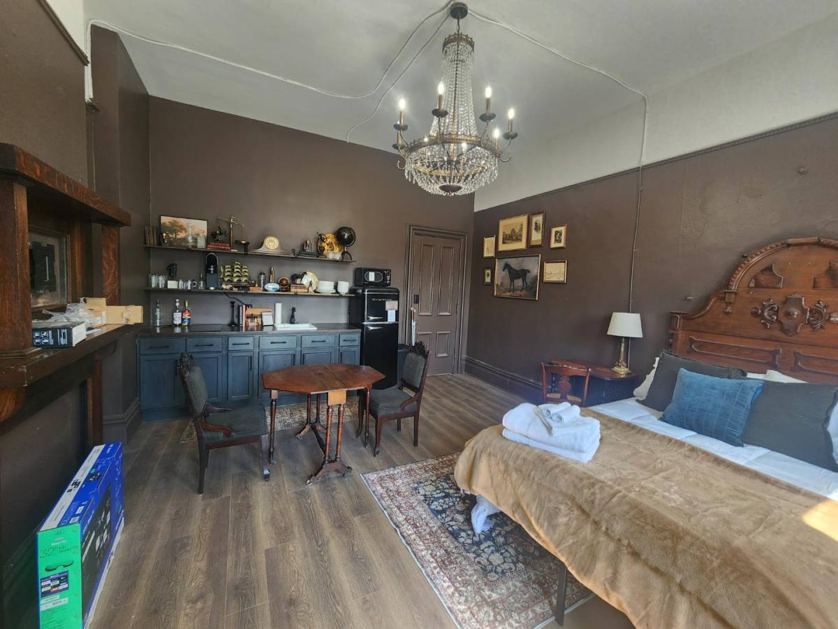 Apartment for rent at 127 Dawes Ave #CHESTNUT&COGNAC-A VI, Akron, OH 44302