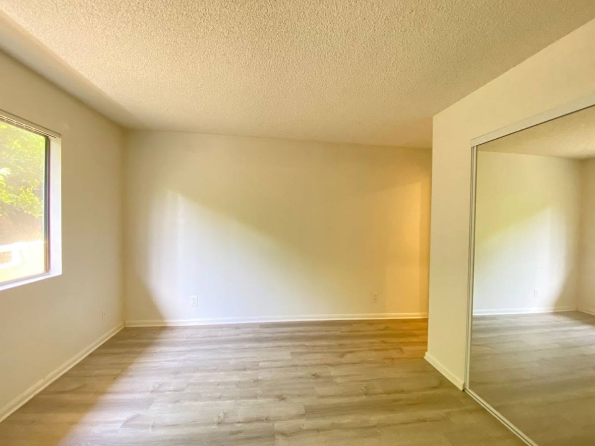 Apartment for rent at 2724 Abbot Kinney Blvd, Venice, CA 90291