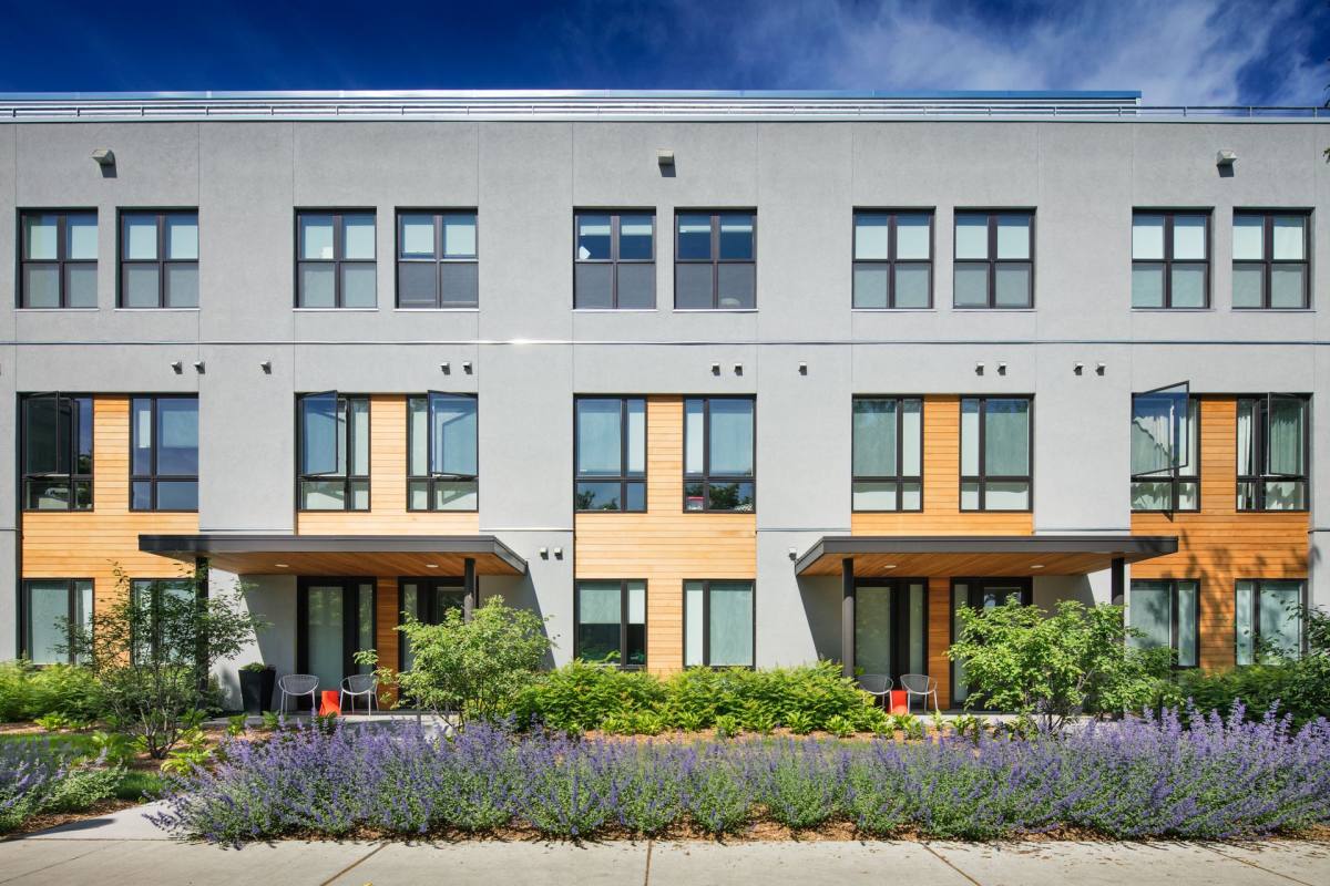 Apartment for rent at 1006 W 24th St, Minneapolis, MN 55405