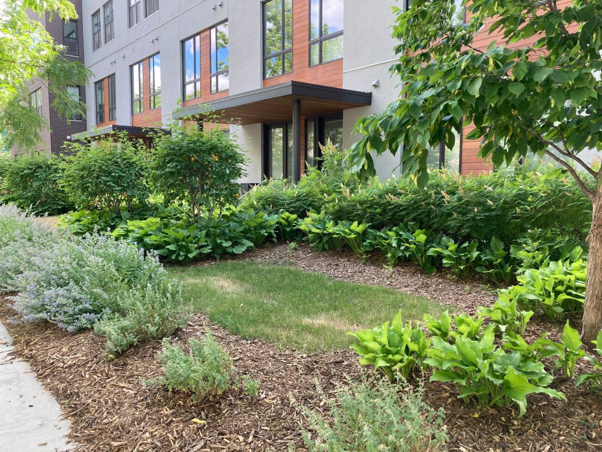 Apartment for rent at 1006 W 24th St, Minneapolis, MN 55405