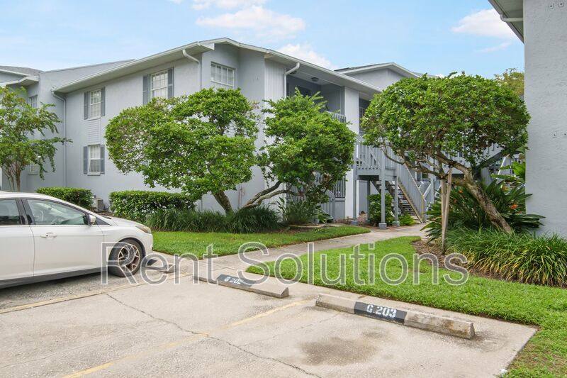 Condo for rent at 4928 W Gandy Blvd #G203, Tampa, FL 33611