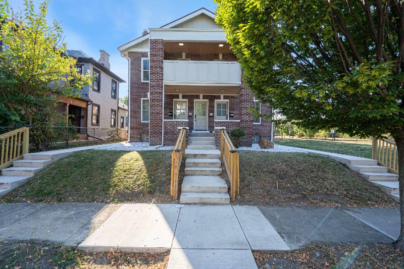 Apartment for rent at 605-607 S Champion Ave #607 1-2, Columbus, OH 43205