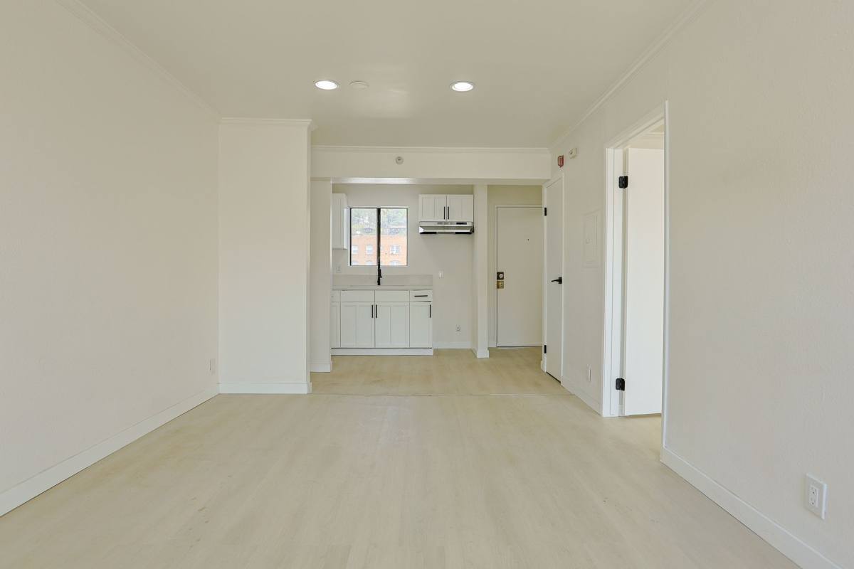Apartment for rent at 1816 N Gramercy Place, Los Angeles, CA 90028
