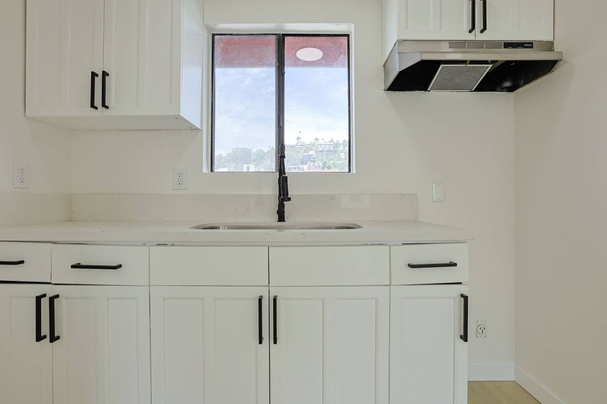 Apartment for rent at 1816 N Gramercy Place, Los Angeles, CA 90028