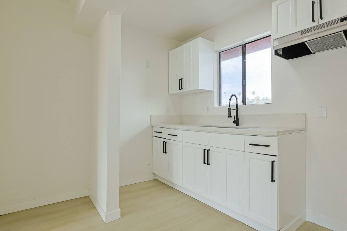 Apartment for rent at 1816 N Gramercy Place, Los Angeles, CA 90028