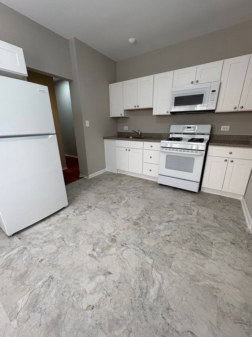 Apartment for rent at 127-145 N Central Ave, Chicago, IL 60644