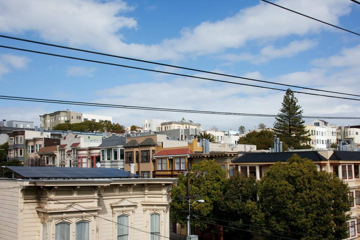Apartment for rent at 261 Pierce St #5, San Francisco, CA 94117