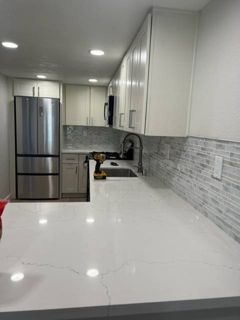Apartment for rent at 90 Athol Ave #1B, Oakland, CA 94606