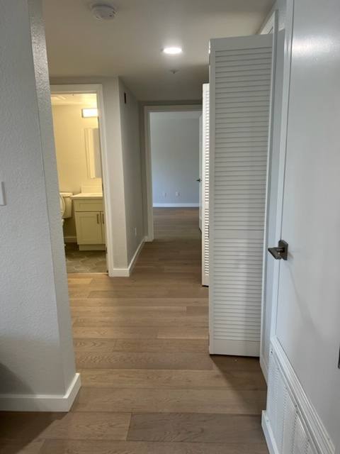 Apartment for rent at 90 Athol Ave #1B, Oakland, CA 94606