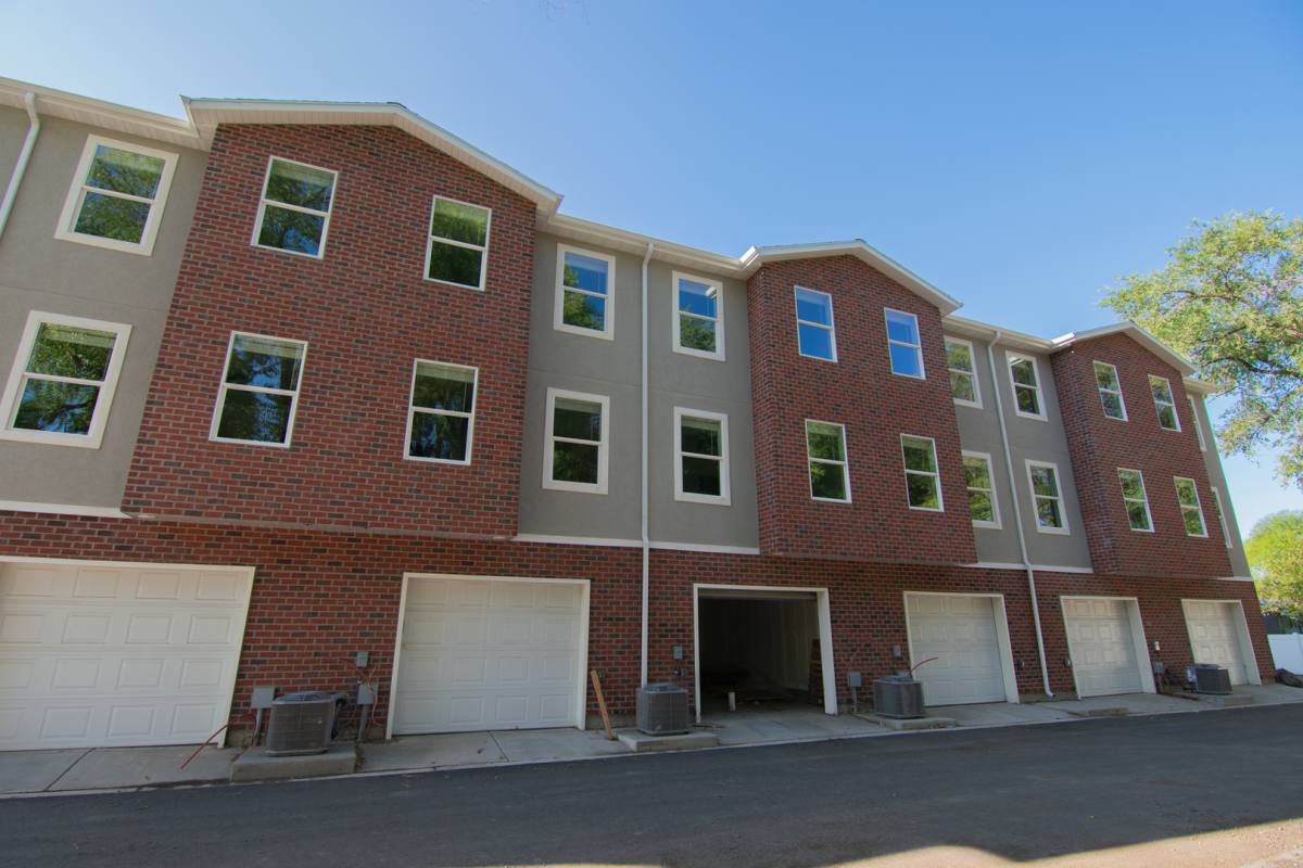 Townhouse for rent at 1090 S 400 W, Ogden, UT 84404