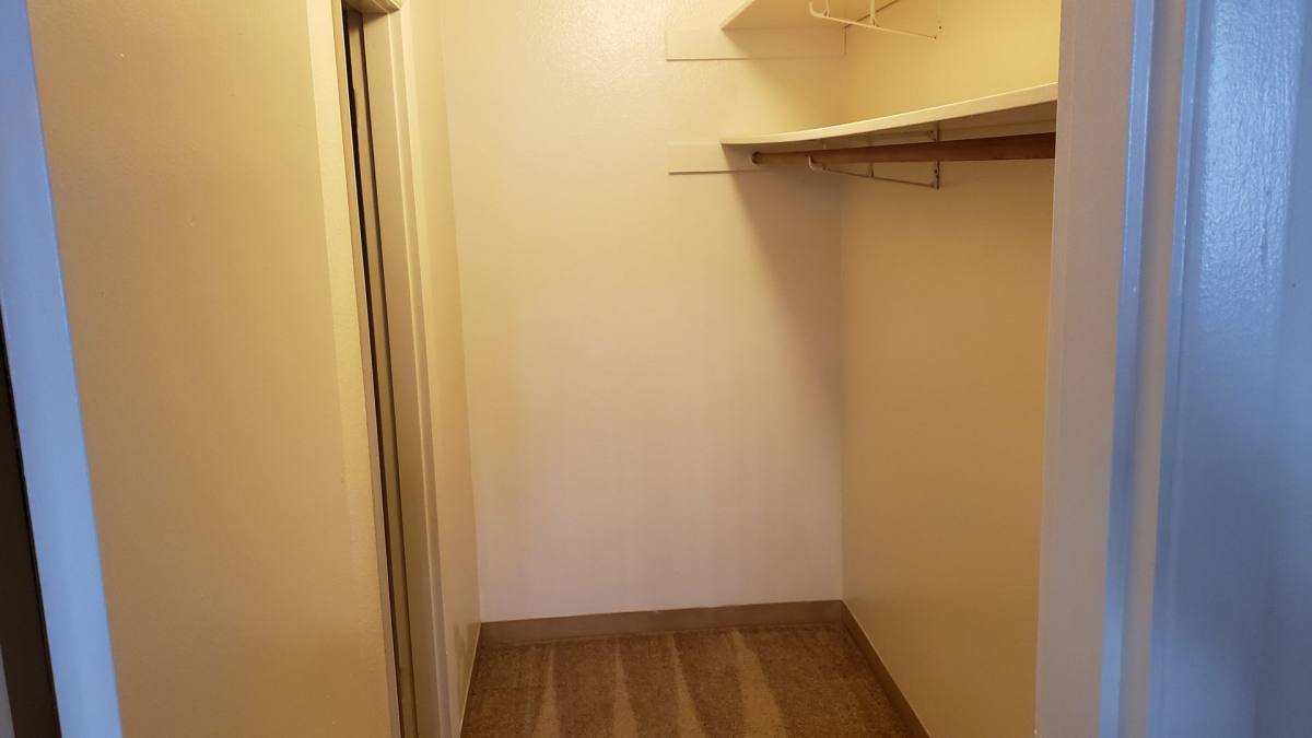 Apartment for rent at 2519 E Mill Plain Blvd, Vancouver, WA 98661