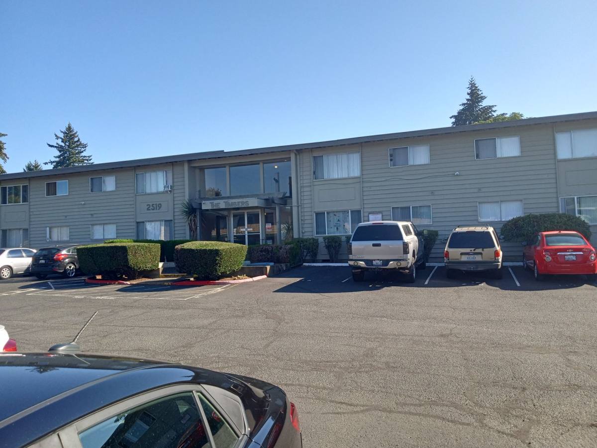 Apartment for rent at 2519 E Mill Plain Blvd, Vancouver, WA 98661