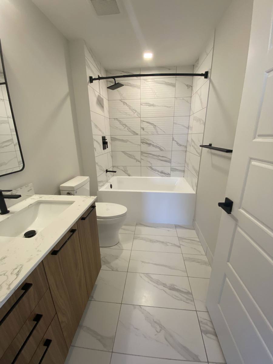 Apartment for rent at 11295 Biscayne Blvd, Miami, FL 33181