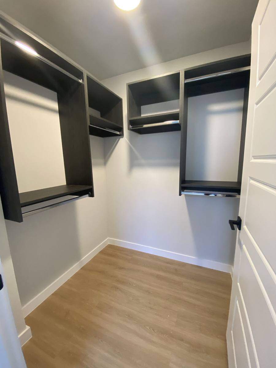 Apartment for rent at 11295 Biscayne Blvd, Miami, FL 33181