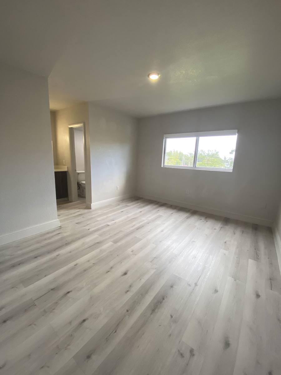 Apartment for rent at 12501 NE 13th Ave, Miami, FL 33161