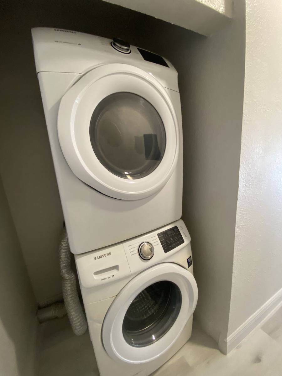 Apartment for rent at 12501 NE 13th Ave, Miami, FL 33161