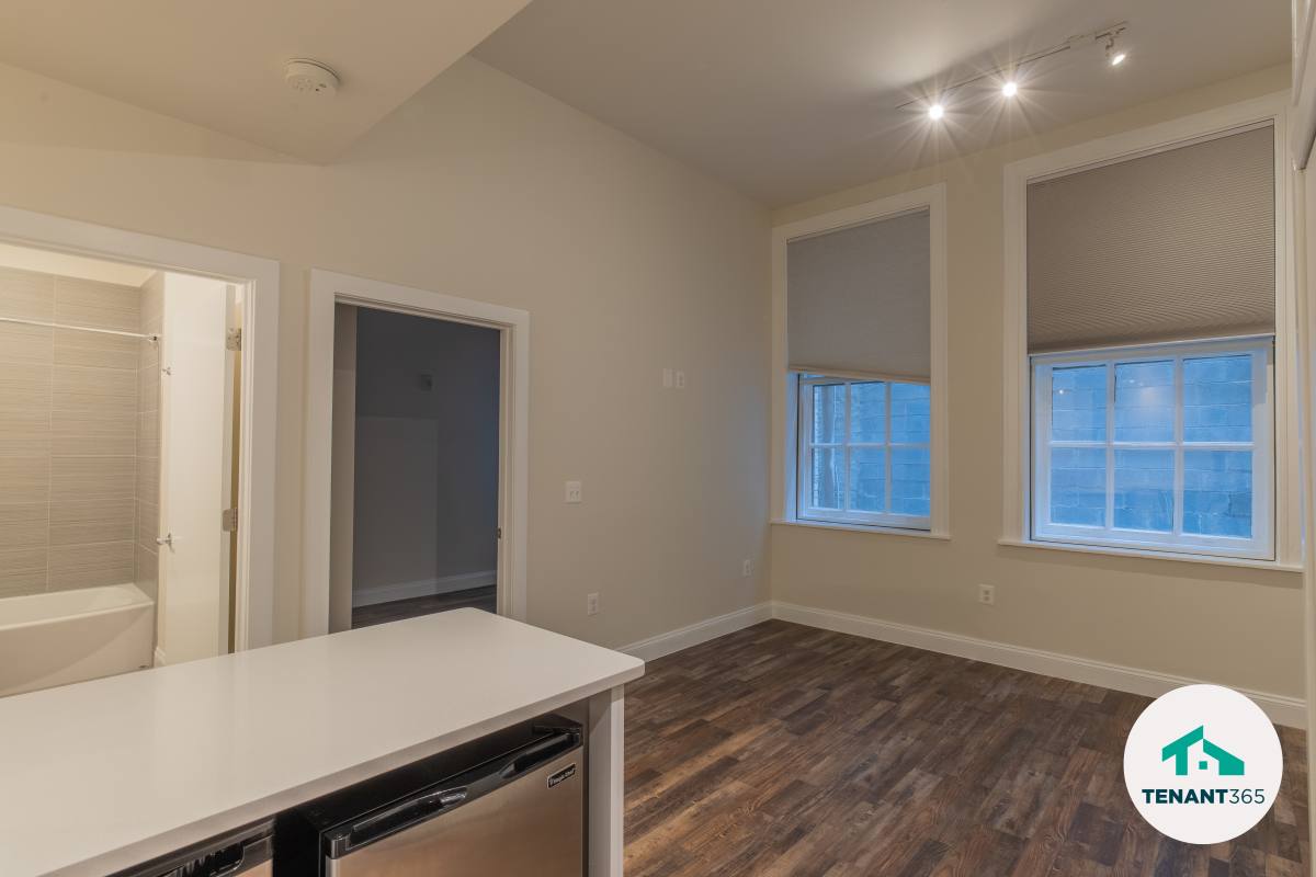 Apartment for rent at 8 E Fayette St, Baltimore, MD 21202
