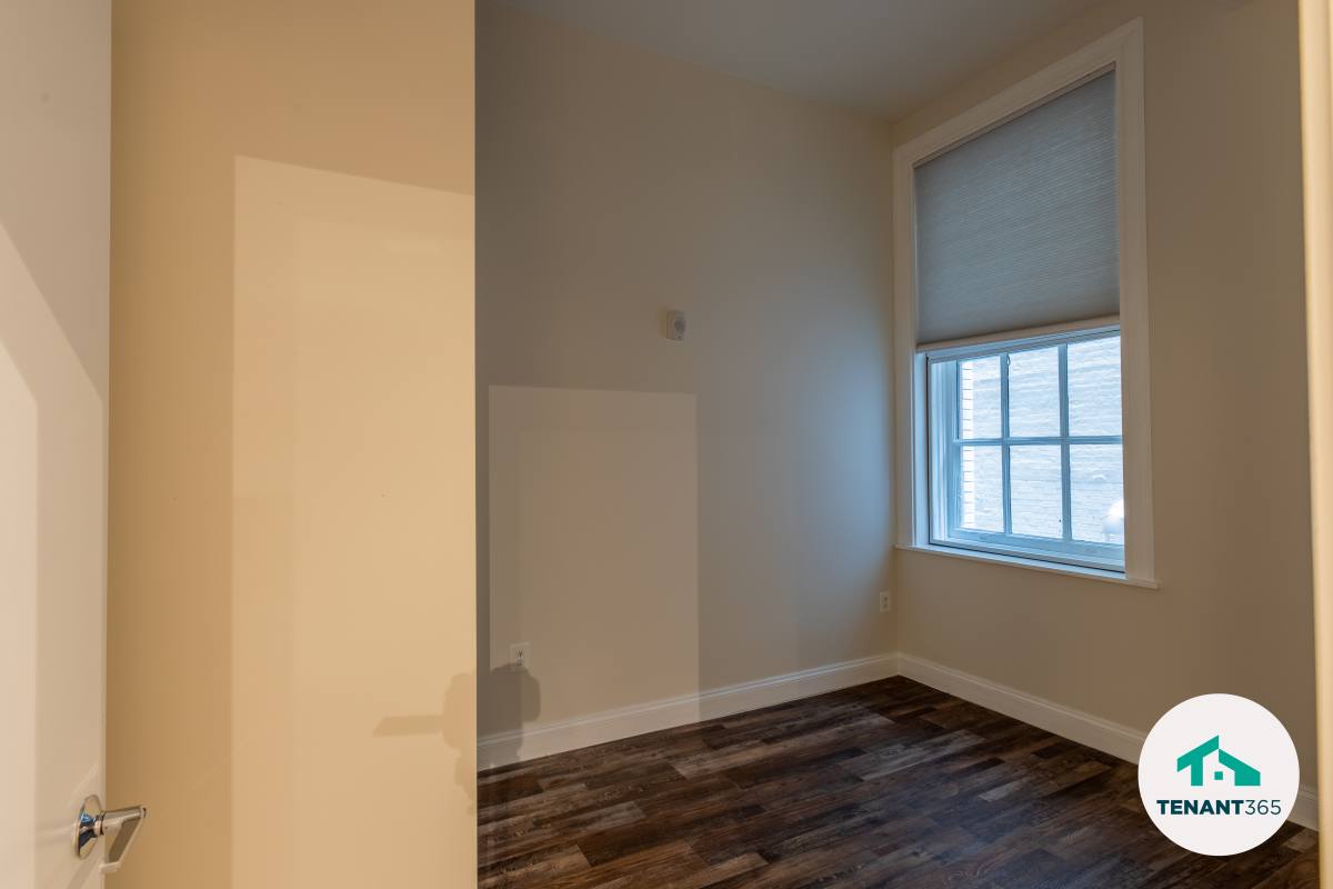 Apartment for rent at 8 E Fayette St, Baltimore, MD 21202