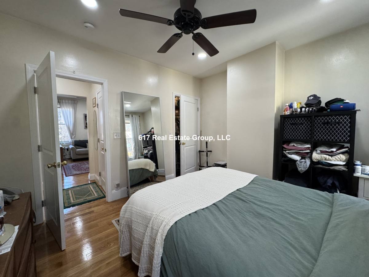 Apartment for rent at 49 Cameron St #2, Brookline, MA 02445