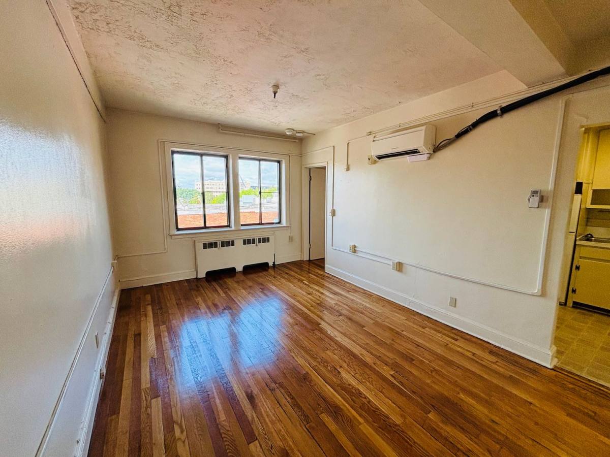 Apartment for rent at 151 College Ave, Blacksburg, VA 24060