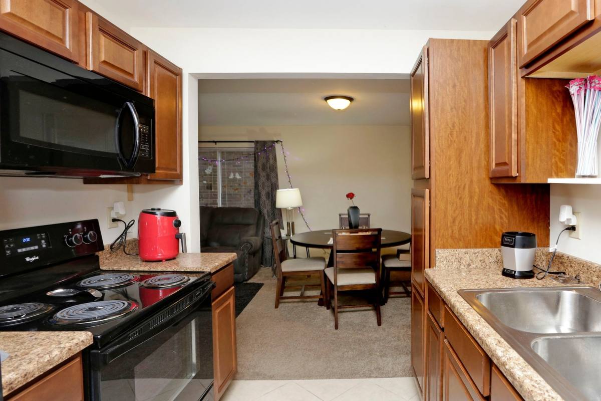 Apartment for rent at 165 Virginia Ave, Lexington, KY 40508