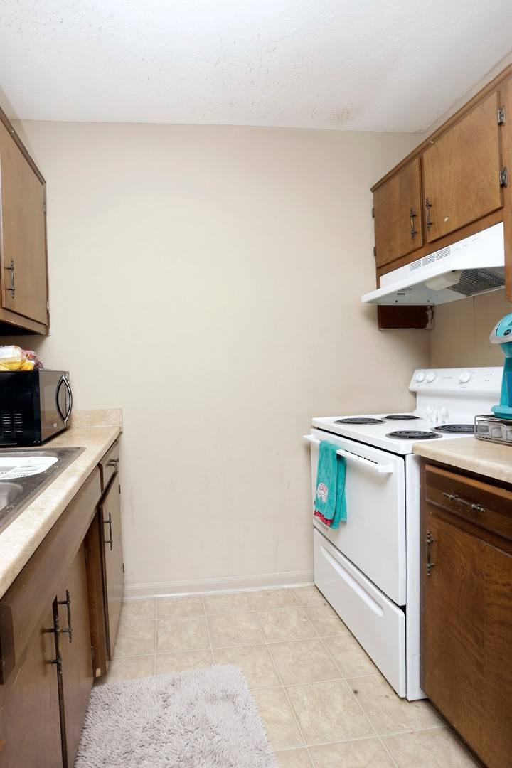 Apartment for rent at 140 Gazette Ave, Lexington, KY 40508