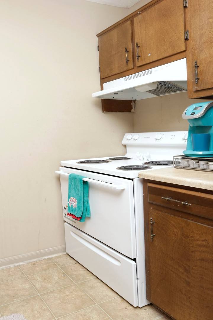 Apartment for rent at 140 Gazette Ave, Lexington, KY 40508