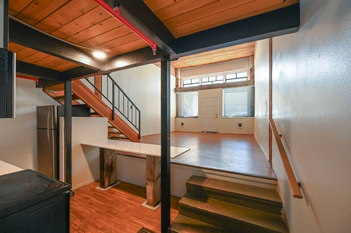 Apartment for rent at 625 NW Everett St, Portland, OR 97209